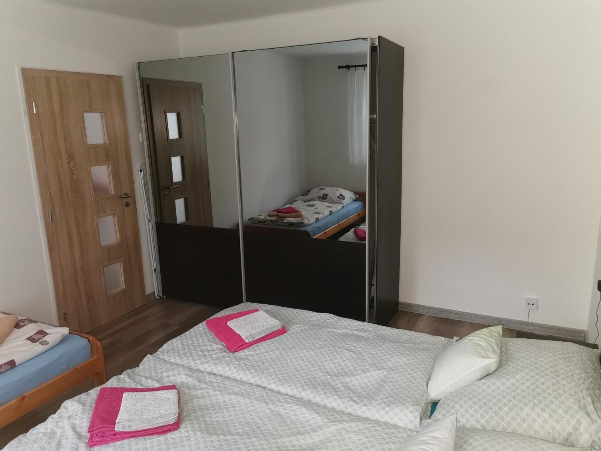 Апартаменты Flat In The Heart Of Липтовски-Микулаш Экстерьер фото